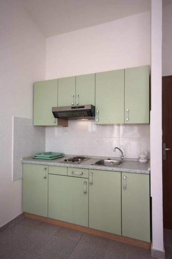 Apartments By The Sea Rastici, Ciovo - 2104 Trogir Exterior photo