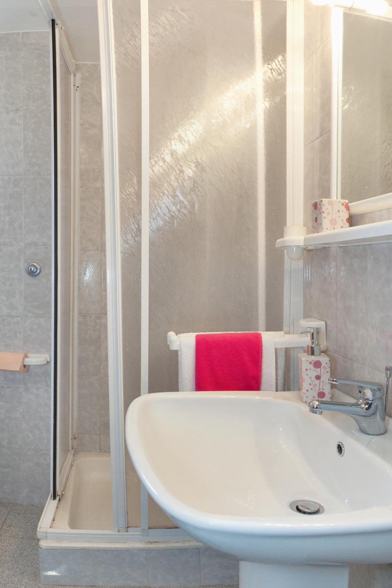Apartments By The Sea Rastici, Ciovo - 2104 Trogir Room photo