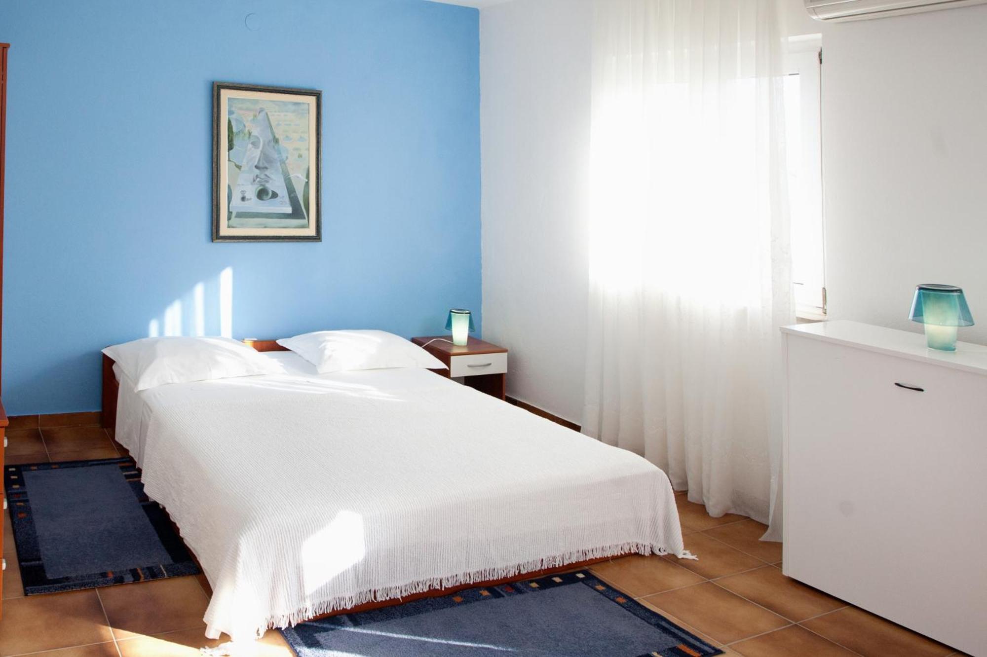 Apartments By The Sea Rastici, Ciovo - 2104 Trogir Room photo